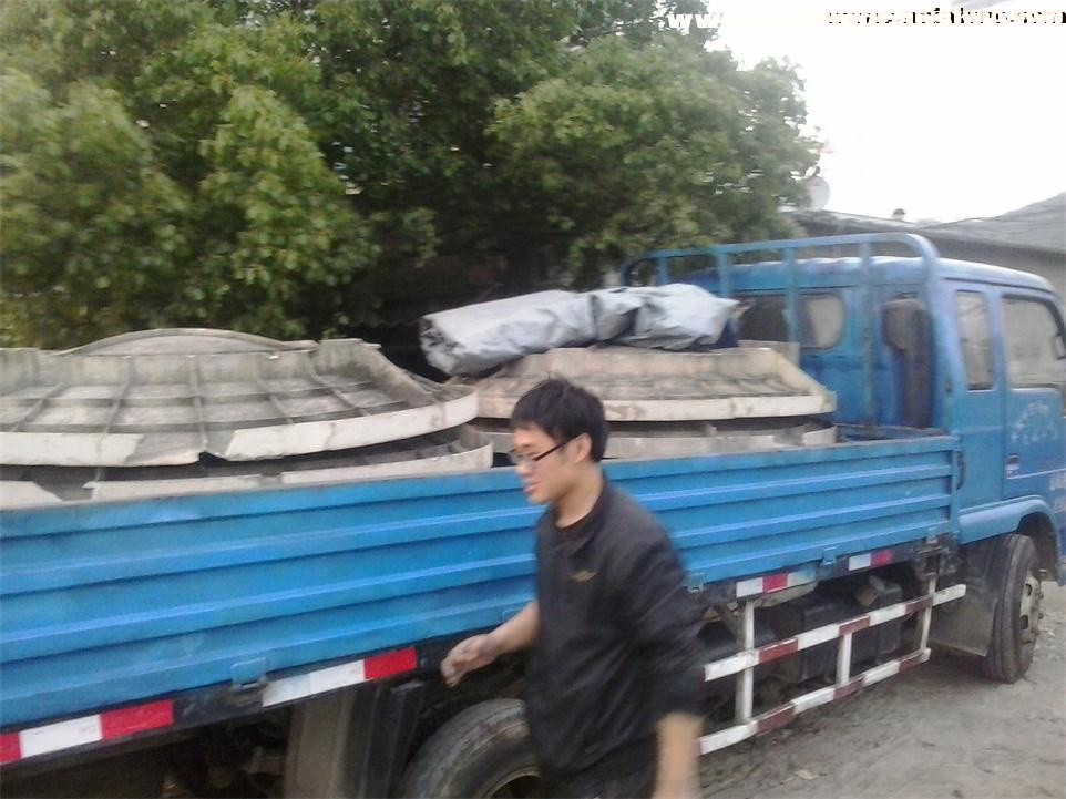 195911zxuqmxuu0v8p1uu4.jpg